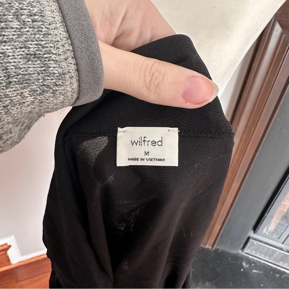 Aritzia | Wilfred | Pose Longsleeve | M - Picture 12 of 12